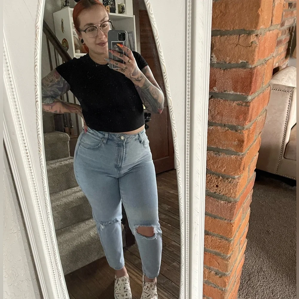 Wild Fable Super High Rise Mom Jean - Picture 5 of 5